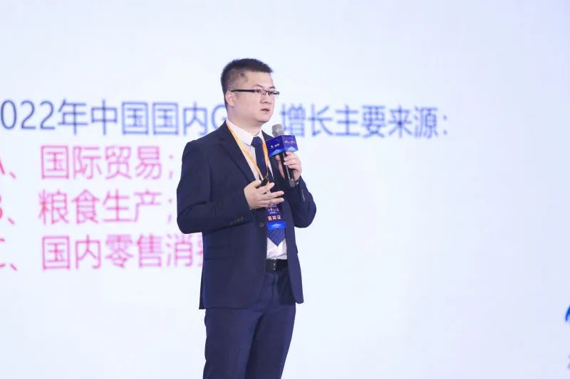 李旭陽.jpg